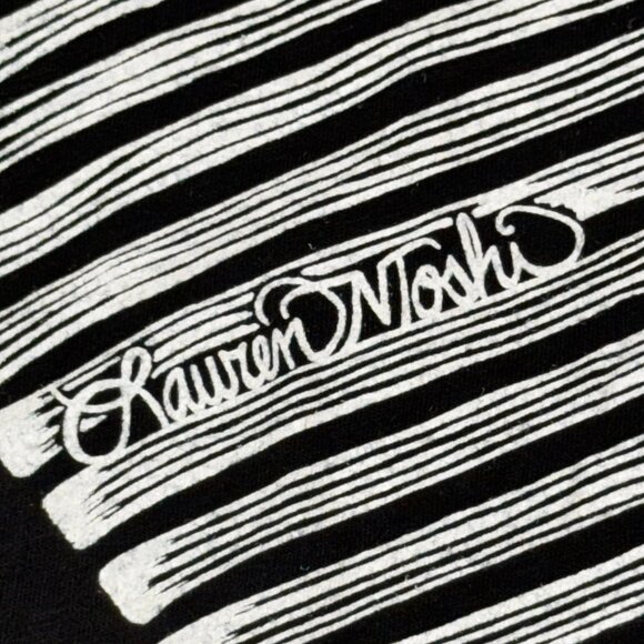 Like new! Lauren Moshi Oversized White Bow Graphic Tee | Size Small - Picture 5 of 7